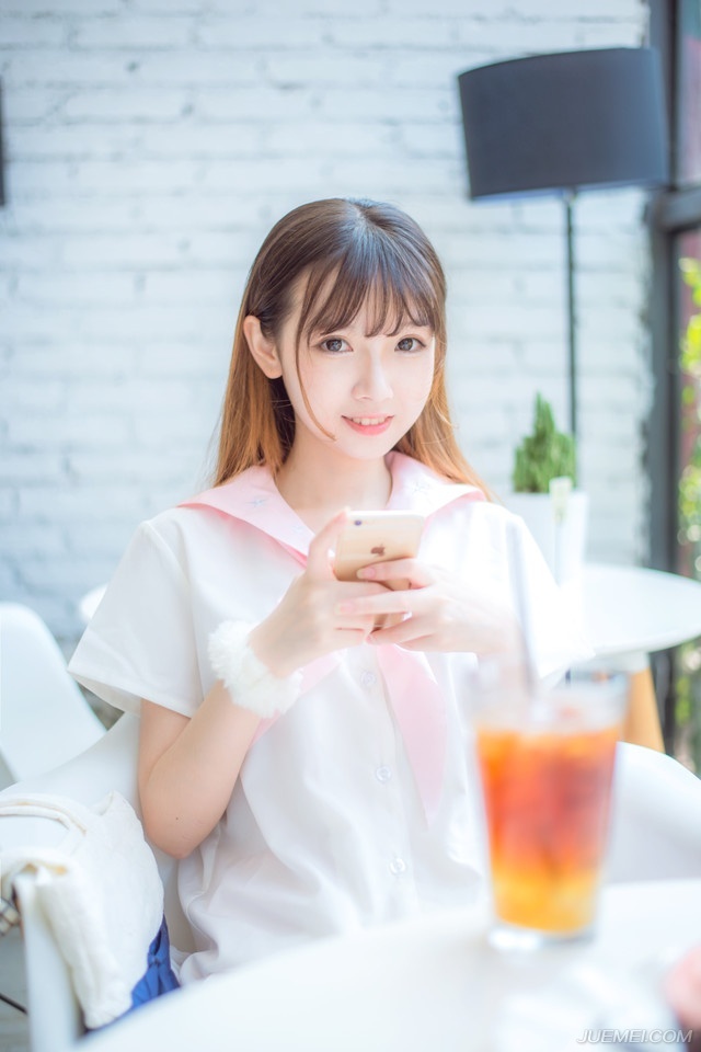 知道的不要全说，听到的不要全信。这样生活才会安宁。